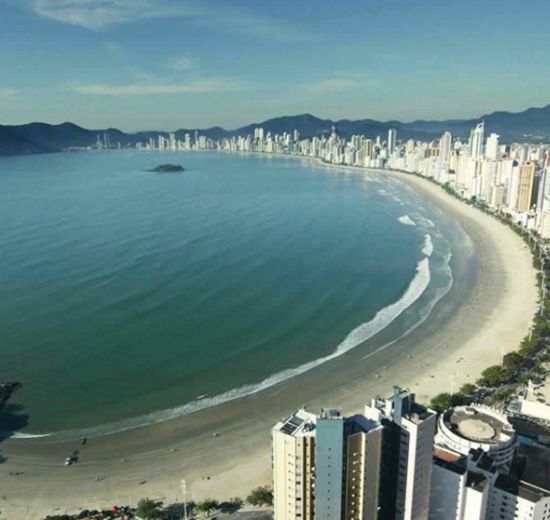 Balneário Camboriú entre cidades mais inteligentes e conectadas do Brasil