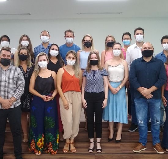 Coordenadores de Núcleos participam de reunião