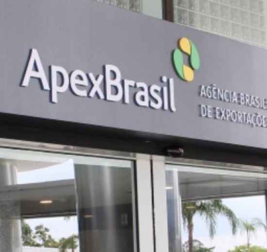 FACISC reúne-se com APEX Brasil e avalia parcerias para internacionalização de empresas catarinenses