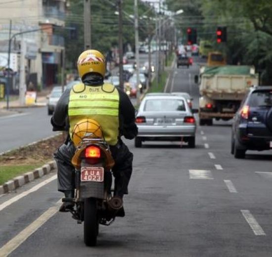 Mototaxistas têm até dia 29 para se regularizarem no FUMTRAN