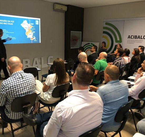 Reunião Plenária na Acibalc apresenta projeto de Sistema de Transporte Coletivo Regional movido a energia elétrica 